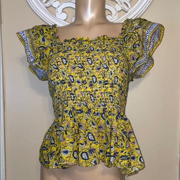 jennifer & grace Tops - Jennifer & Grace women’s medium top blouse Floral Yellow blue white peplum